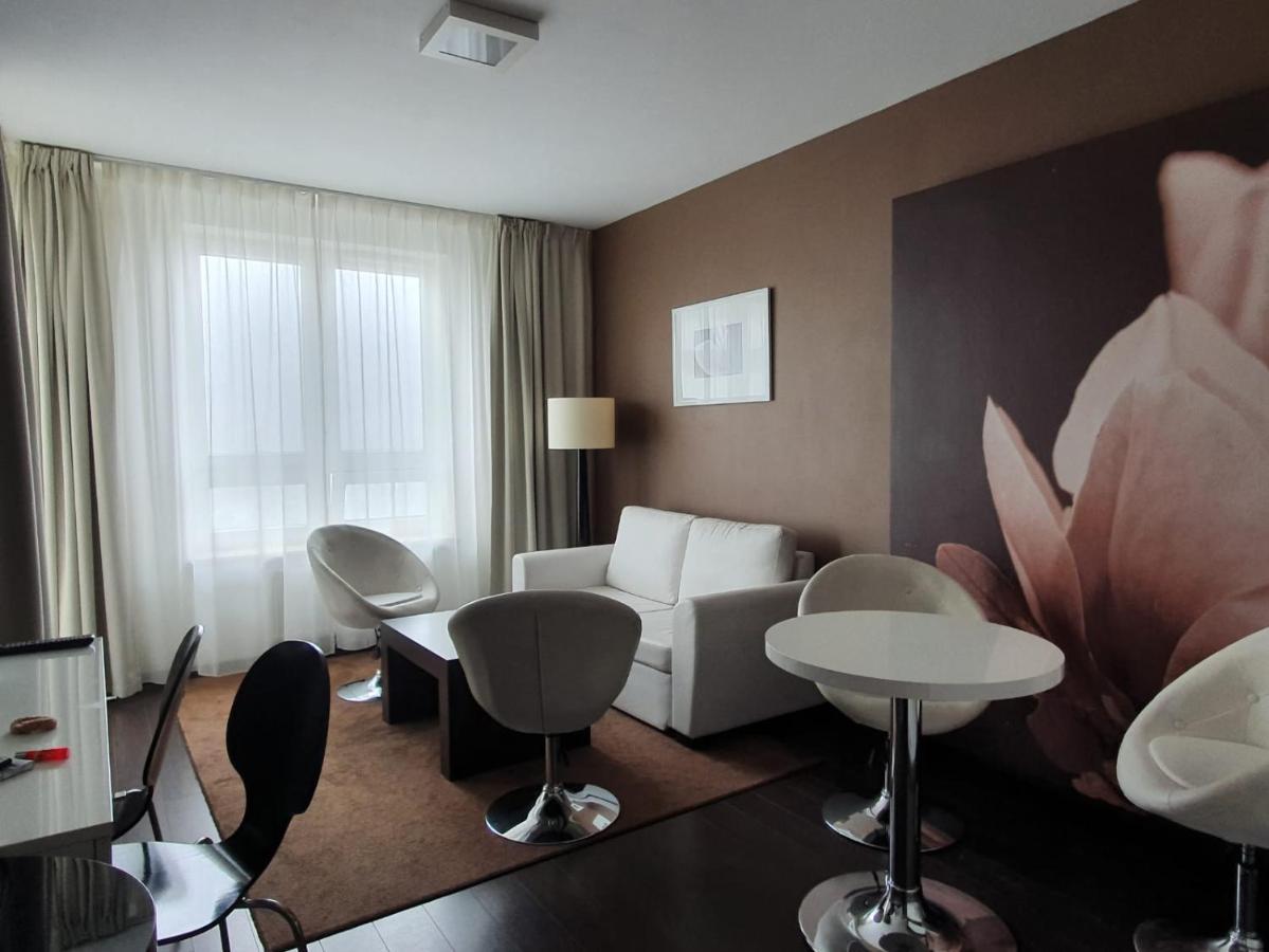 Apartament Prywatny Salon Z Aneksem Kuchennym I Sypialnia W Hotelu Diva Kołobrzeg Esterno foto