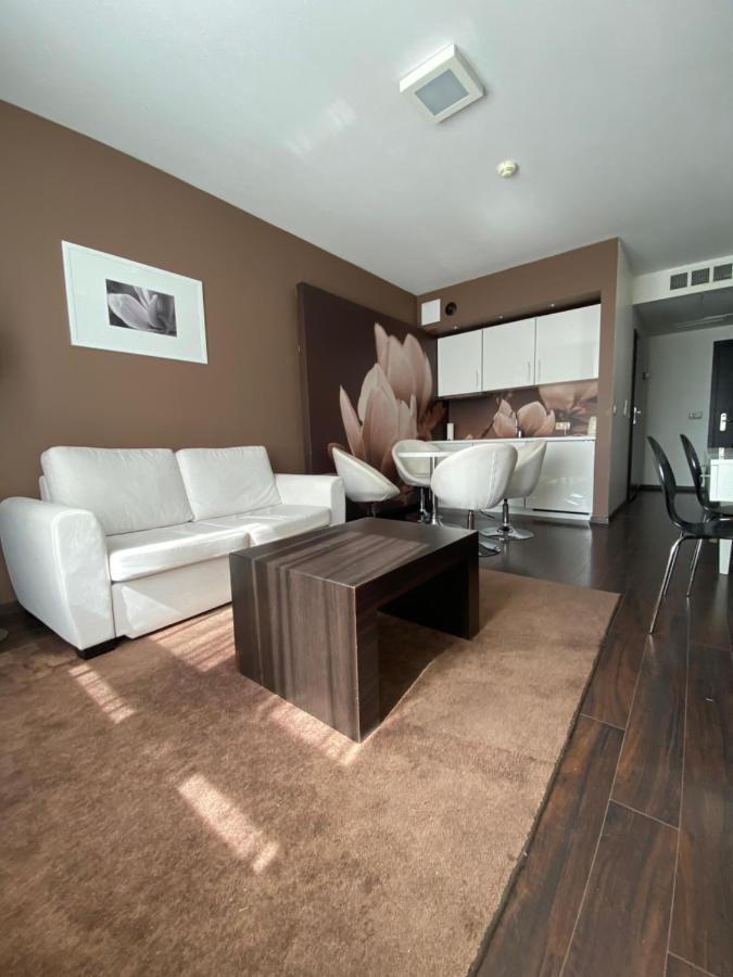 Apartament Prywatny Salon Z Aneksem Kuchennym I Sypialnia W Hotelu Diva Kołobrzeg Esterno foto