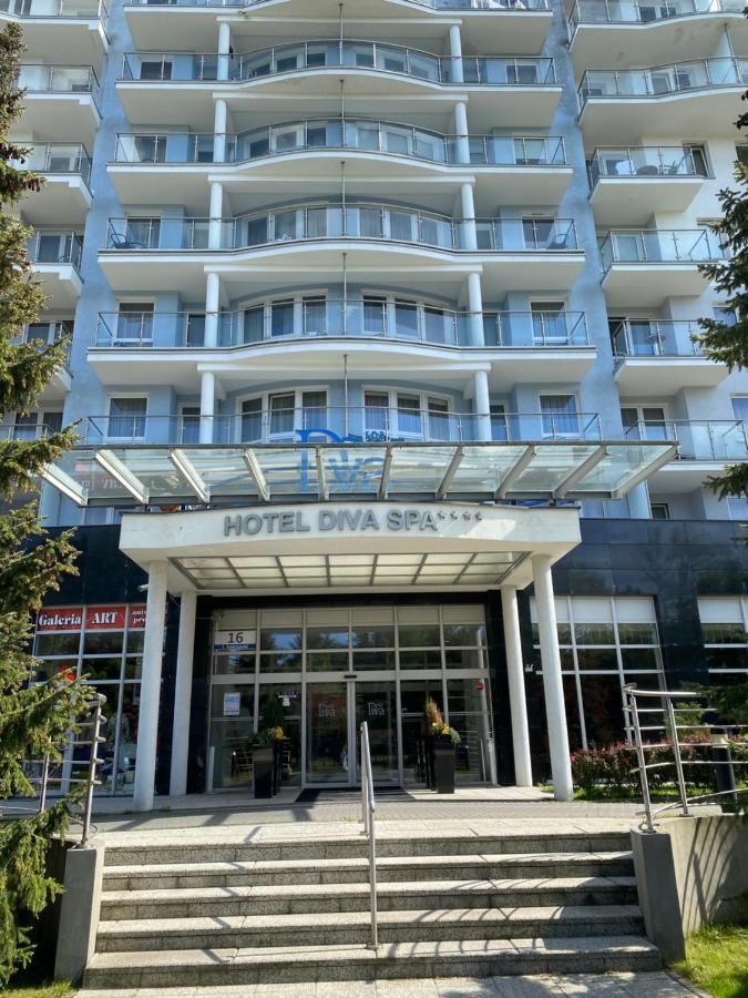 Apartament Prywatny Salon Z Aneksem Kuchennym I Sypialnia W Hotelu Diva Kołobrzeg Esterno foto