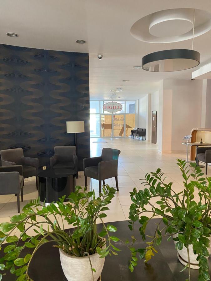 Apartament Prywatny Salon Z Aneksem Kuchennym I Sypialnia W Hotelu Diva Kołobrzeg Esterno foto