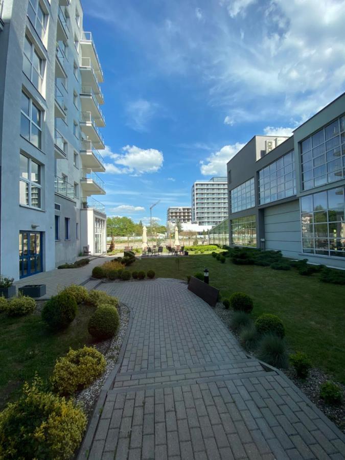 Apartament Prywatny Salon Z Aneksem Kuchennym I Sypialnia W Hotelu Diva Kołobrzeg Esterno foto