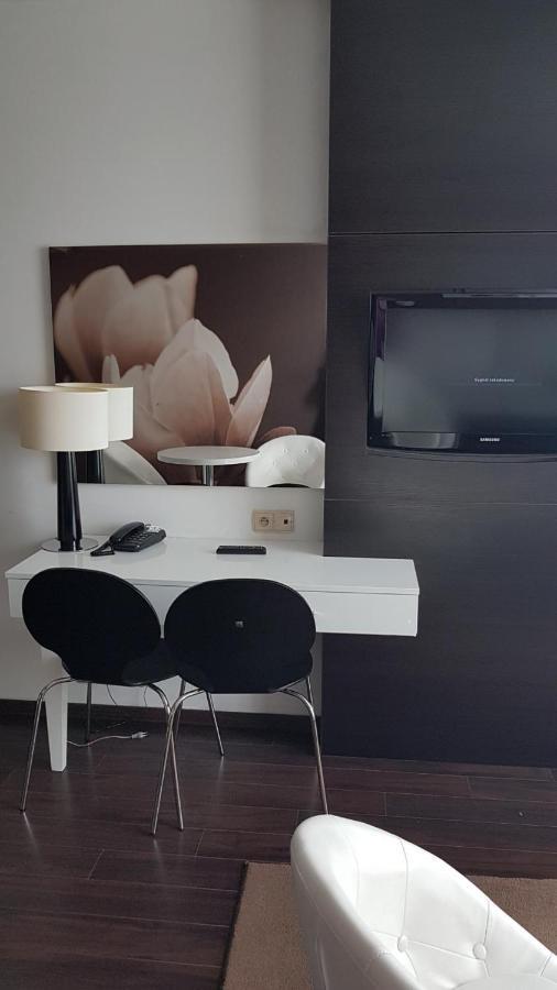 Apartament Prywatny Salon Z Aneksem Kuchennym I Sypialnia W Hotelu Diva Kołobrzeg Esterno foto
