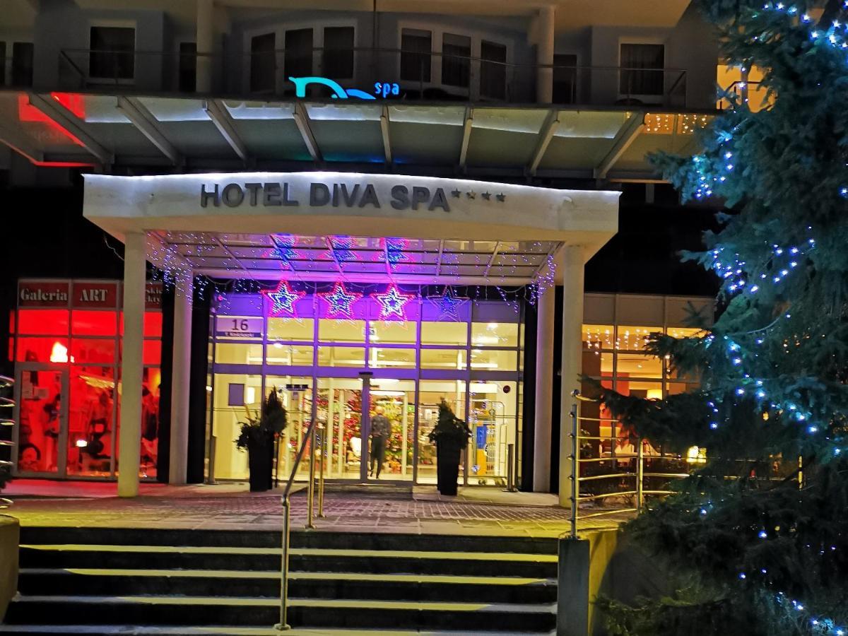Apartament Prywatny Salon Z Aneksem Kuchennym I Sypialnia W Hotelu Diva Kołobrzeg Esterno foto